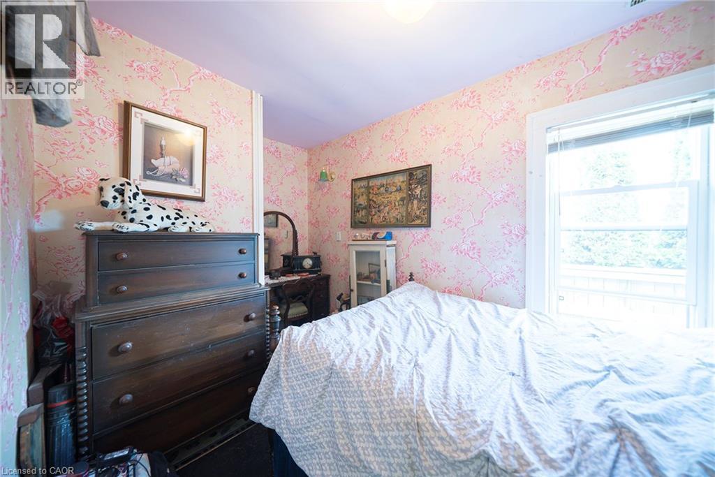 3-bedroom home for sale at 1045 BAY Street, Port Rowan ON · photo 15 of 33