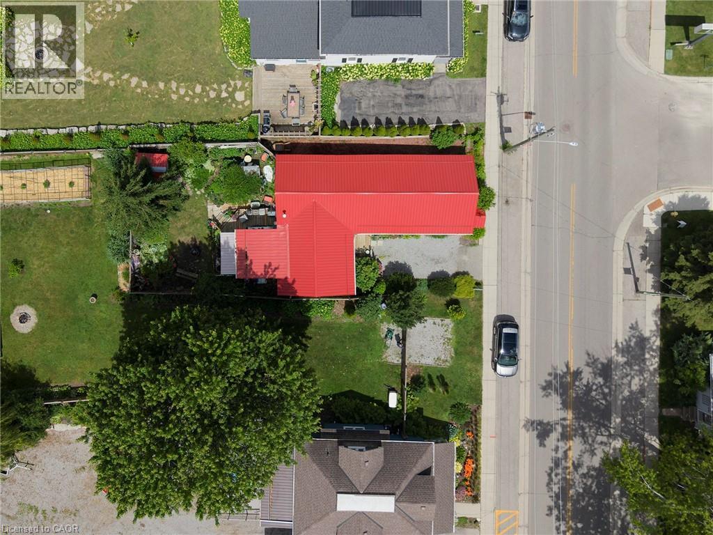 3-bedroom home for sale at 1045 BAY Street, Port Rowan ON · photo 5 of 33