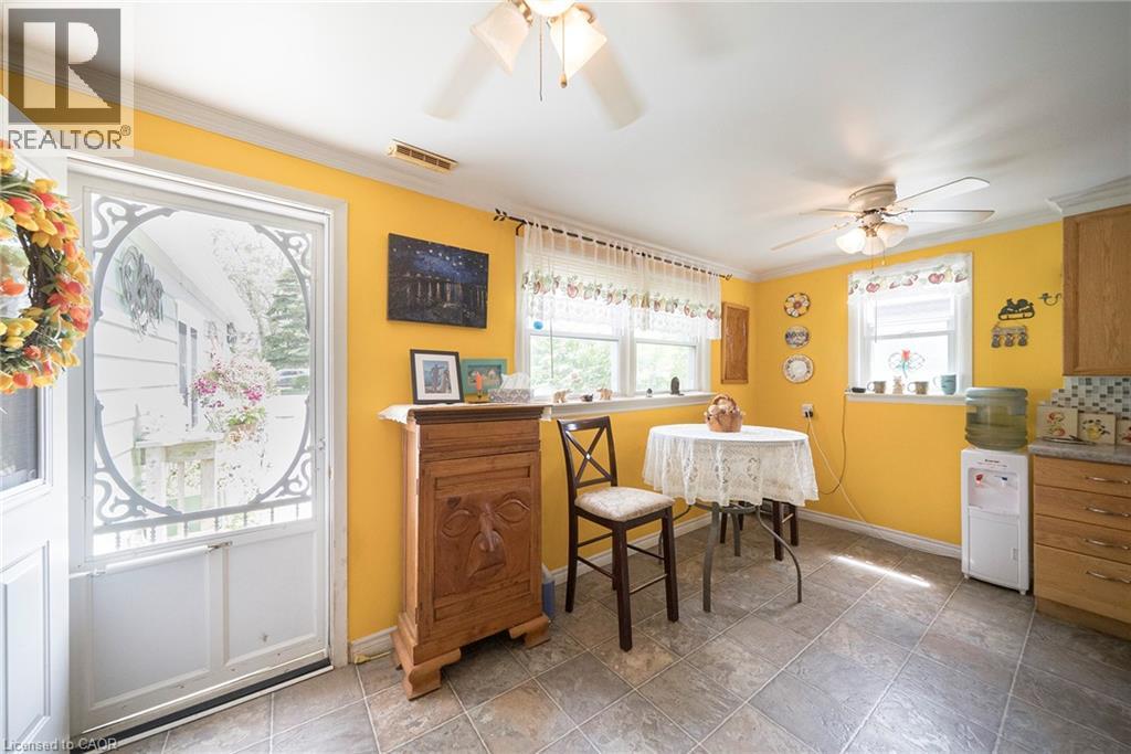 3-bedroom home for sale at 1045 BAY Street, Port Rowan ON · photo 10 of 33