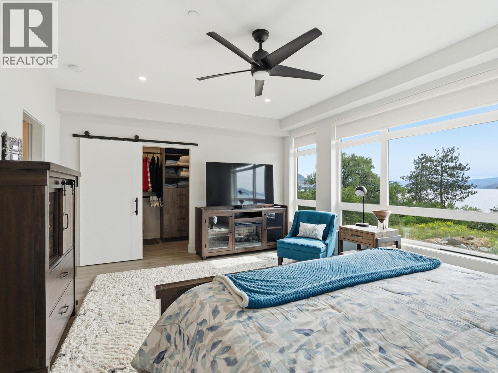 5975 Princess Street - 18