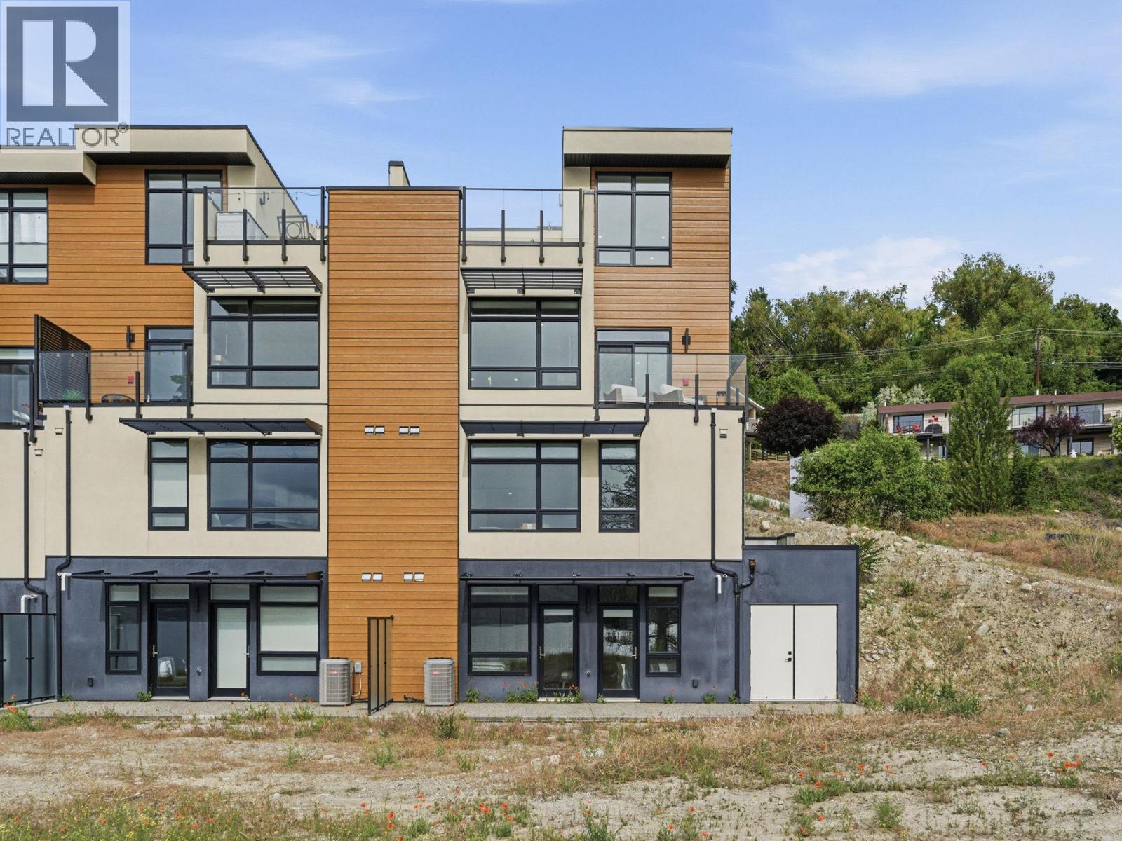 5975 Princess Street - 37