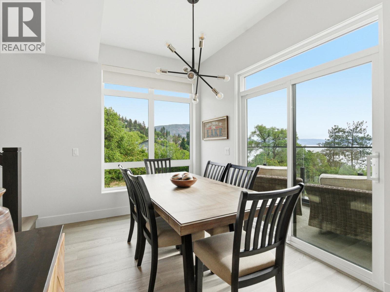5975 Princess Street - 8