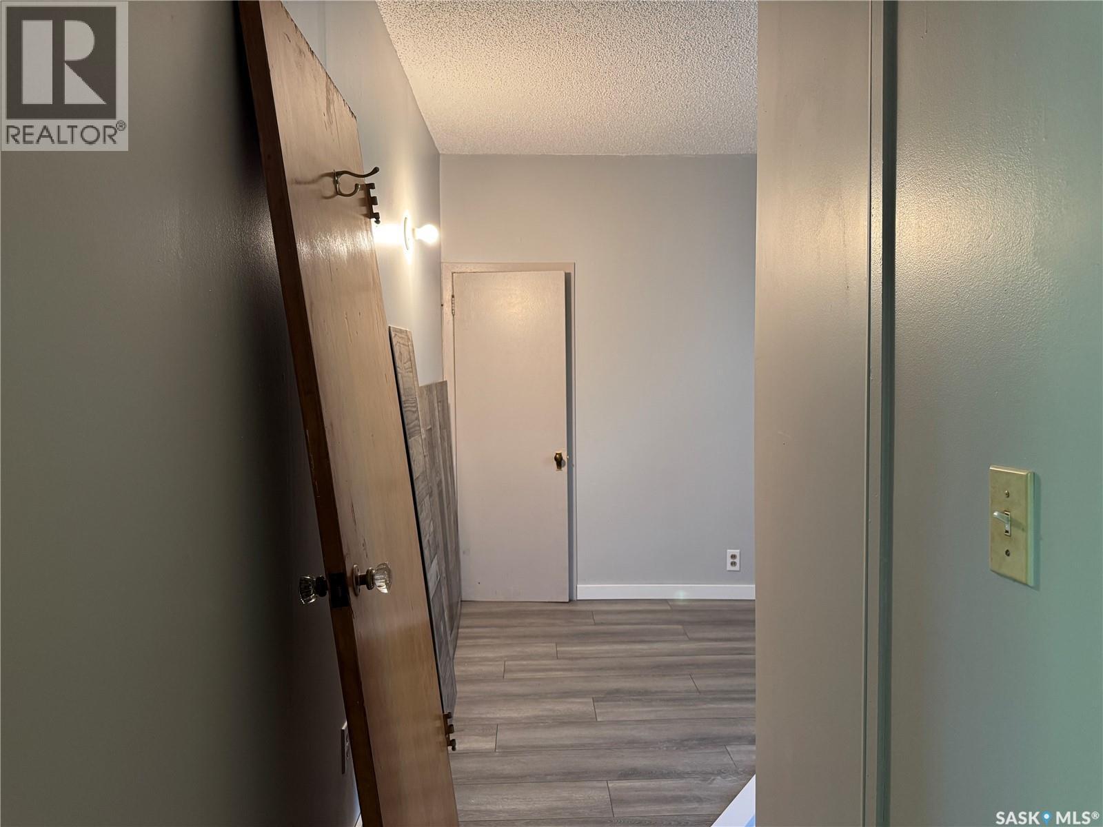 411 4th STREET W - 13