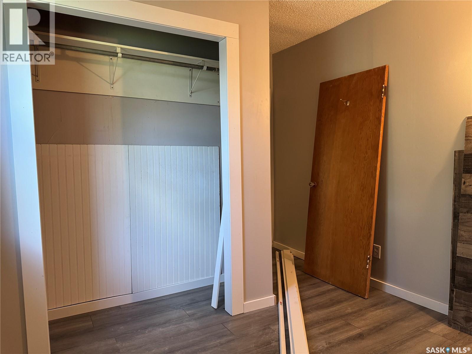 411 4th STREET W - 14