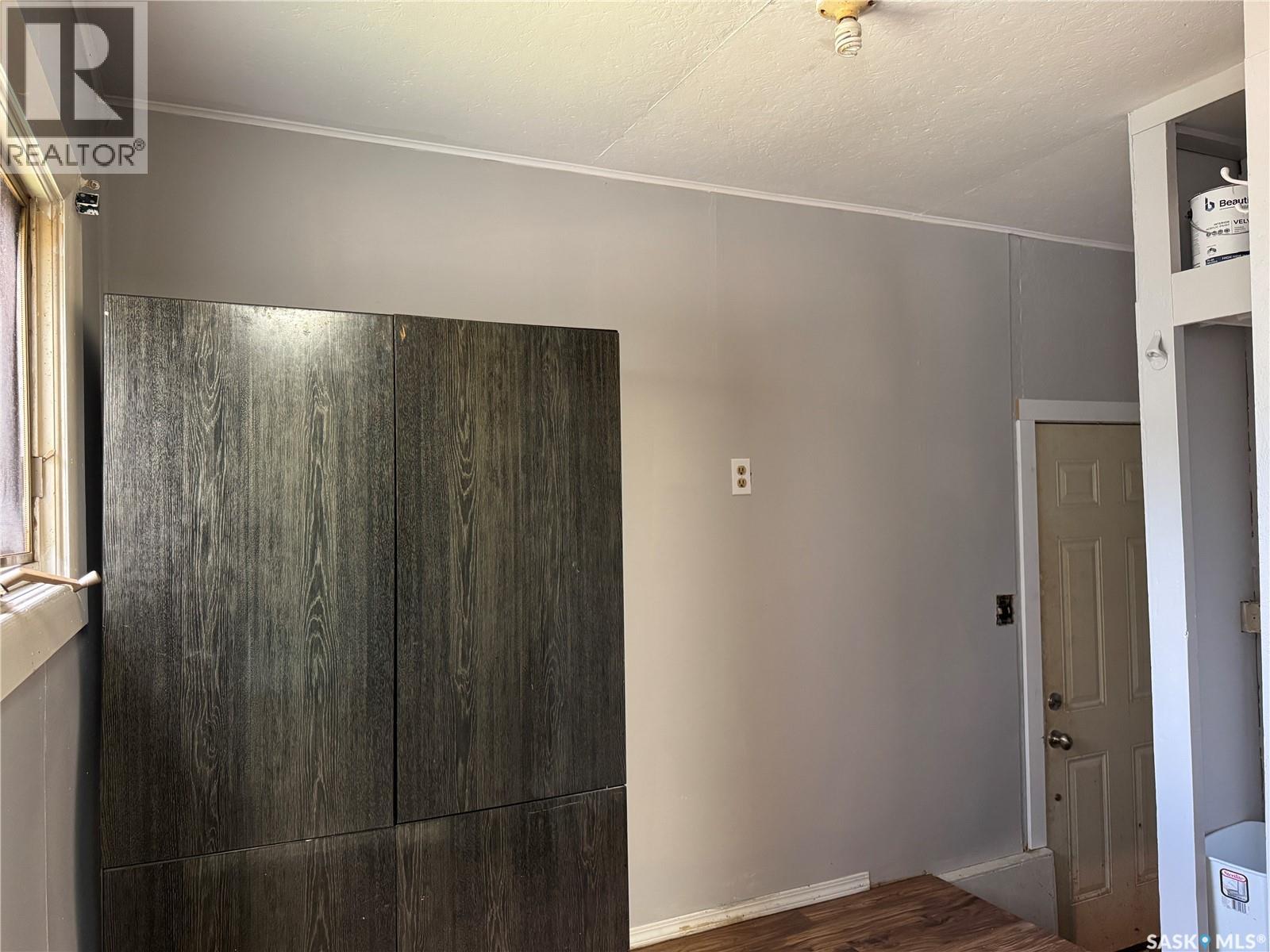411 4th STREET W - 20