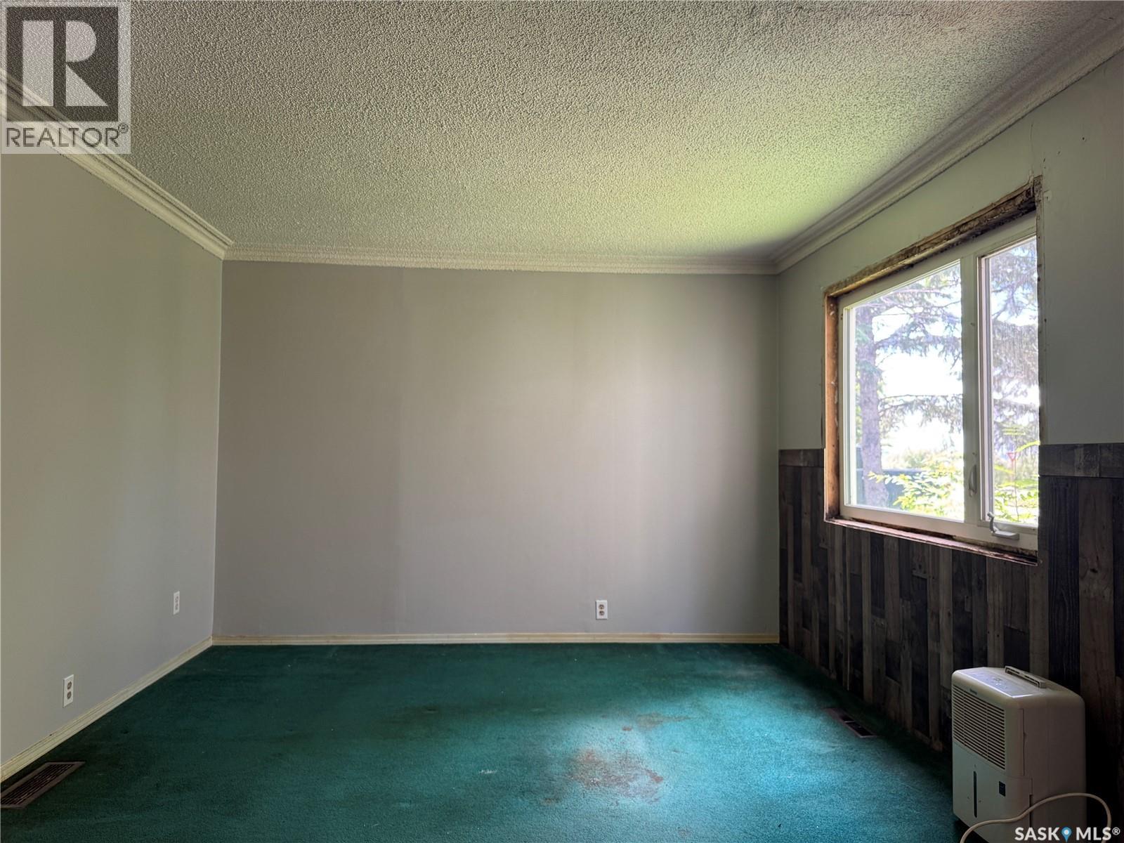 411 4th STREET W - 8