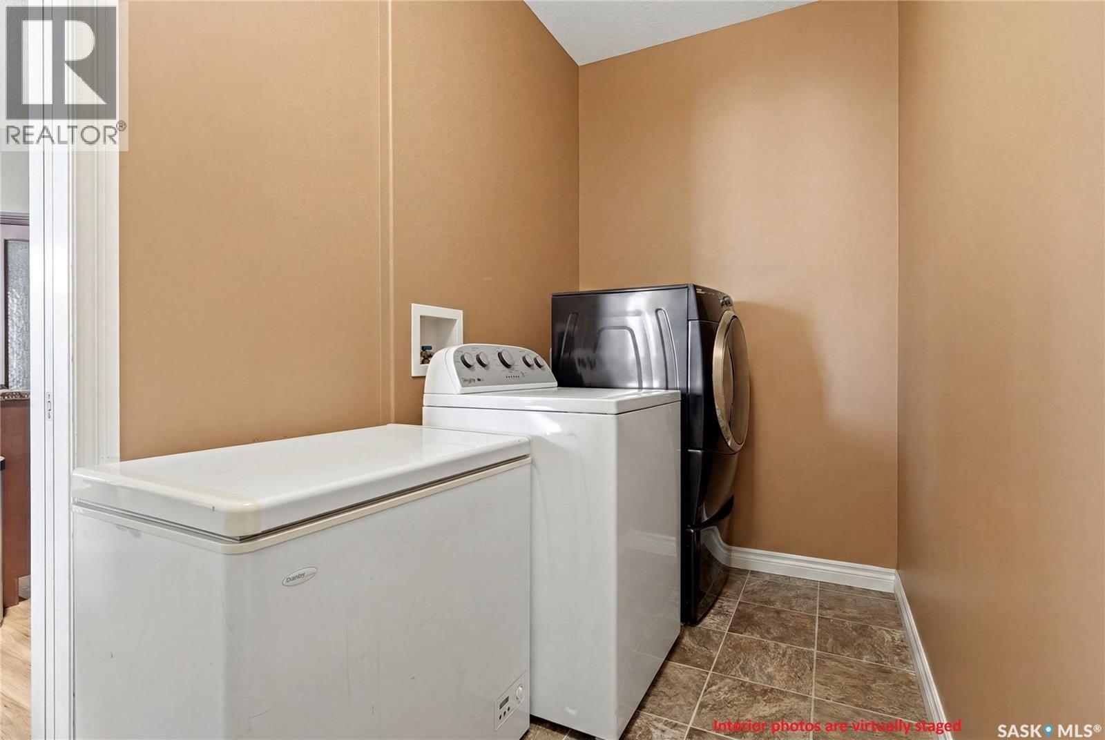 1323 Broad STREET N - 11