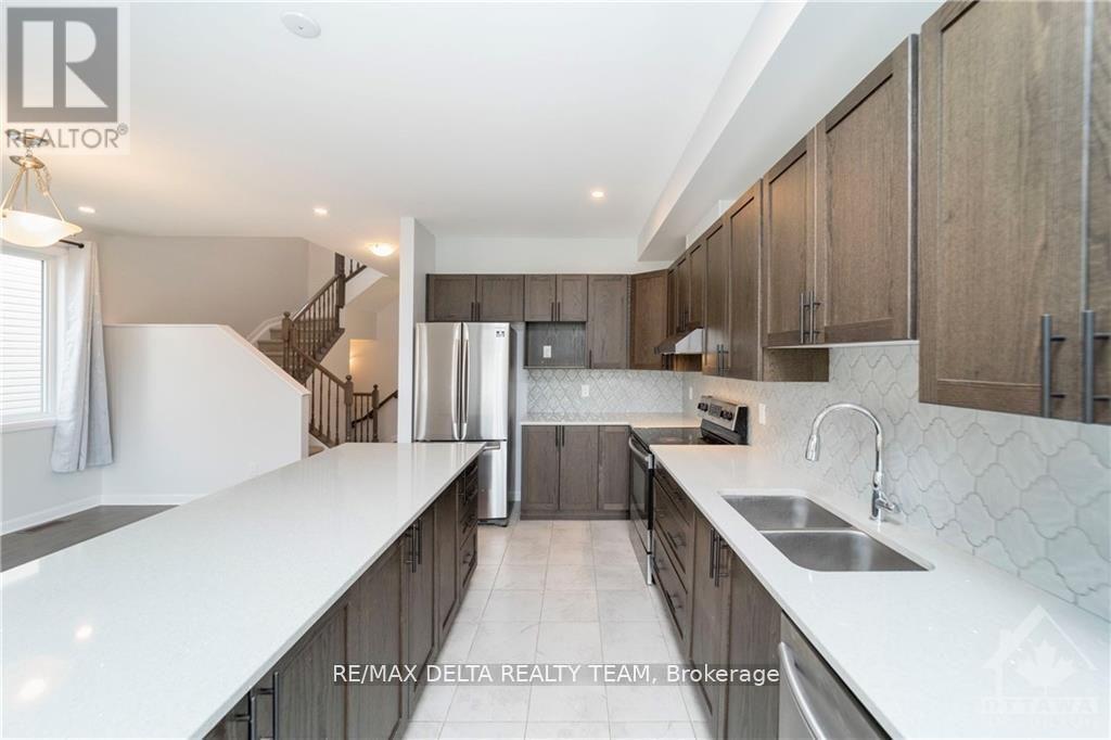4 Bed, 3 Bath House for Rent in Ottawa – 84 GARDENPOST TERRACE, Ottawa – MLS# X13481586 - Image 11