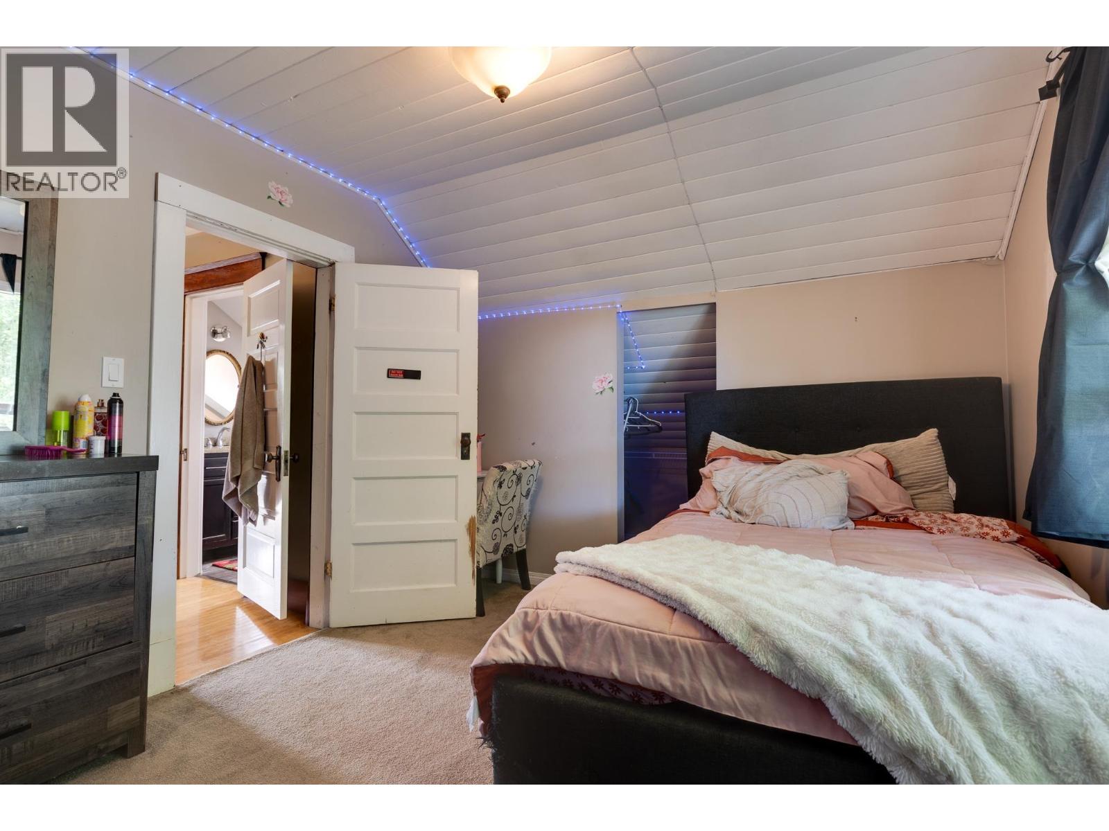 1488 GORSE STREET - 21