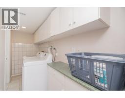 916 Thirteenth Street, New Westminster, BC V3M4N1 Photo 27