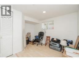 916 Thirteenth Street, New Westminster, BC V3M4N1 Photo 24