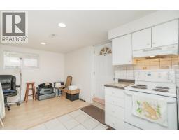 916 Thirteenth Street, New Westminster, BC V3M4N1 Photo 22