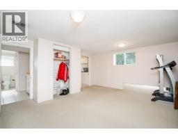 916 Thirteenth Street, New Westminster, BC V3M4N1 Photo 19