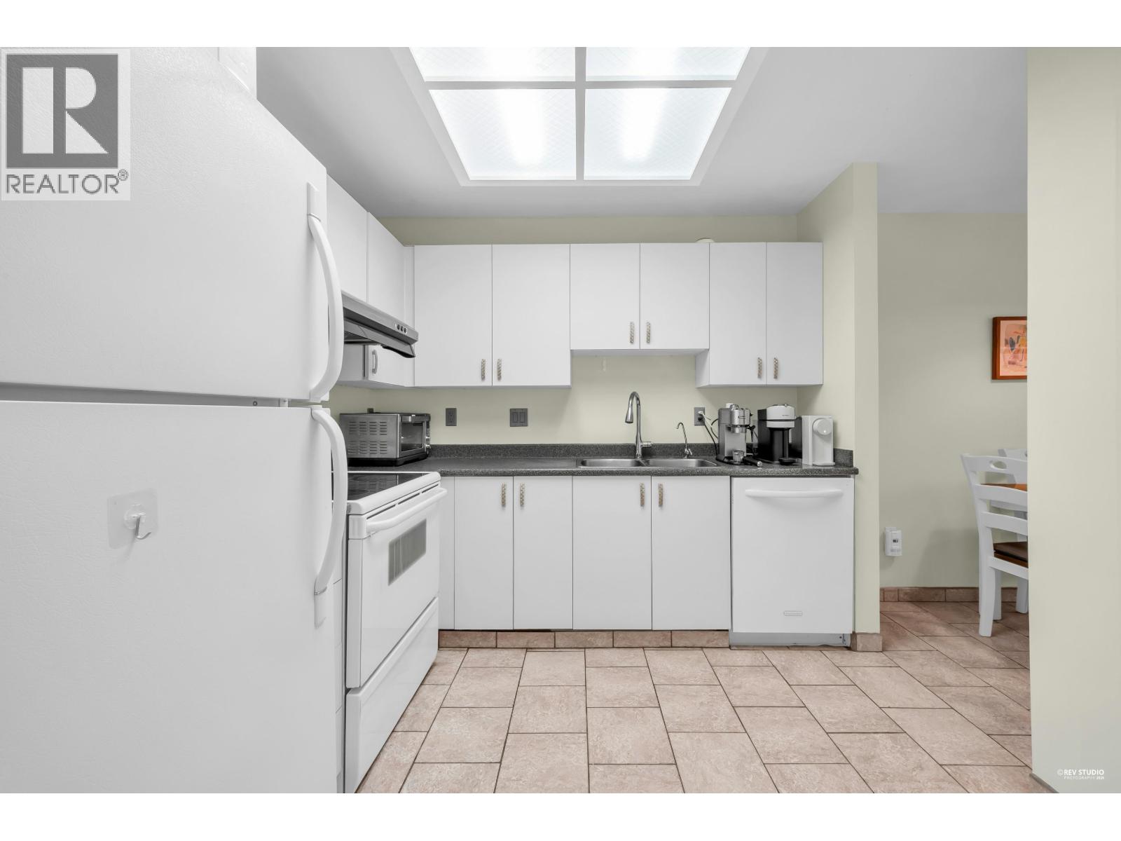 #101-7840 MOFFATT Road, Richmond