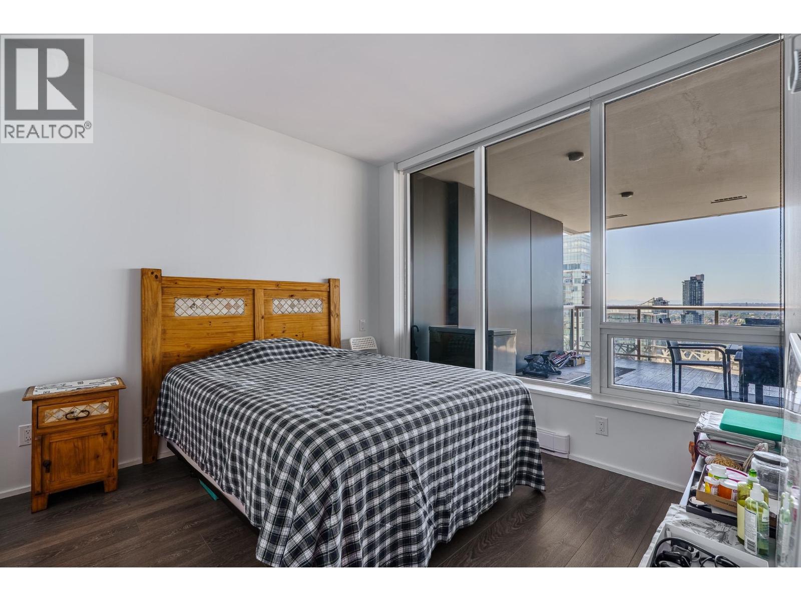 4807 1955 ALPHA WAY, Burnaby