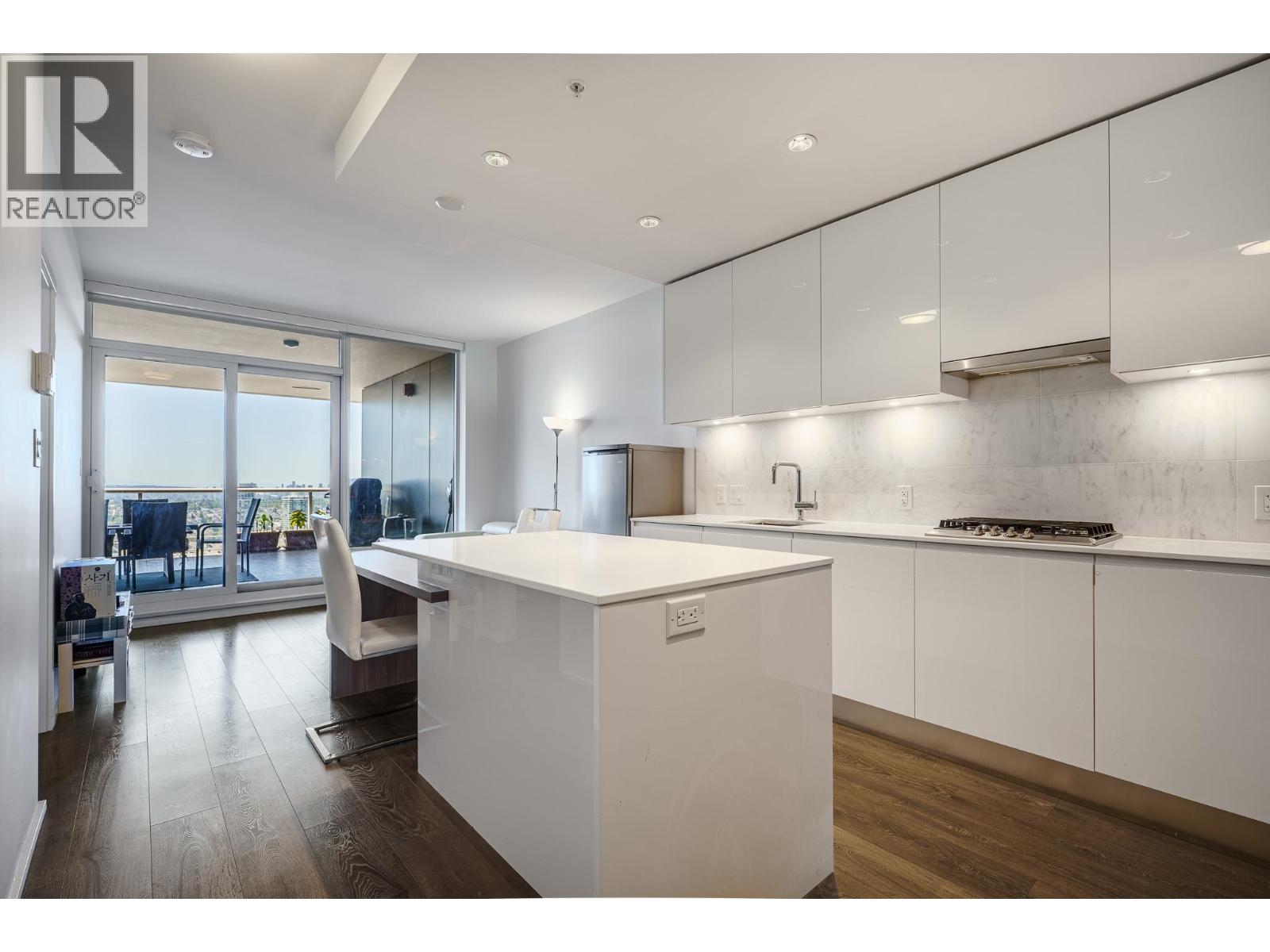 4807 1955 ALPHA WAY, Burnaby