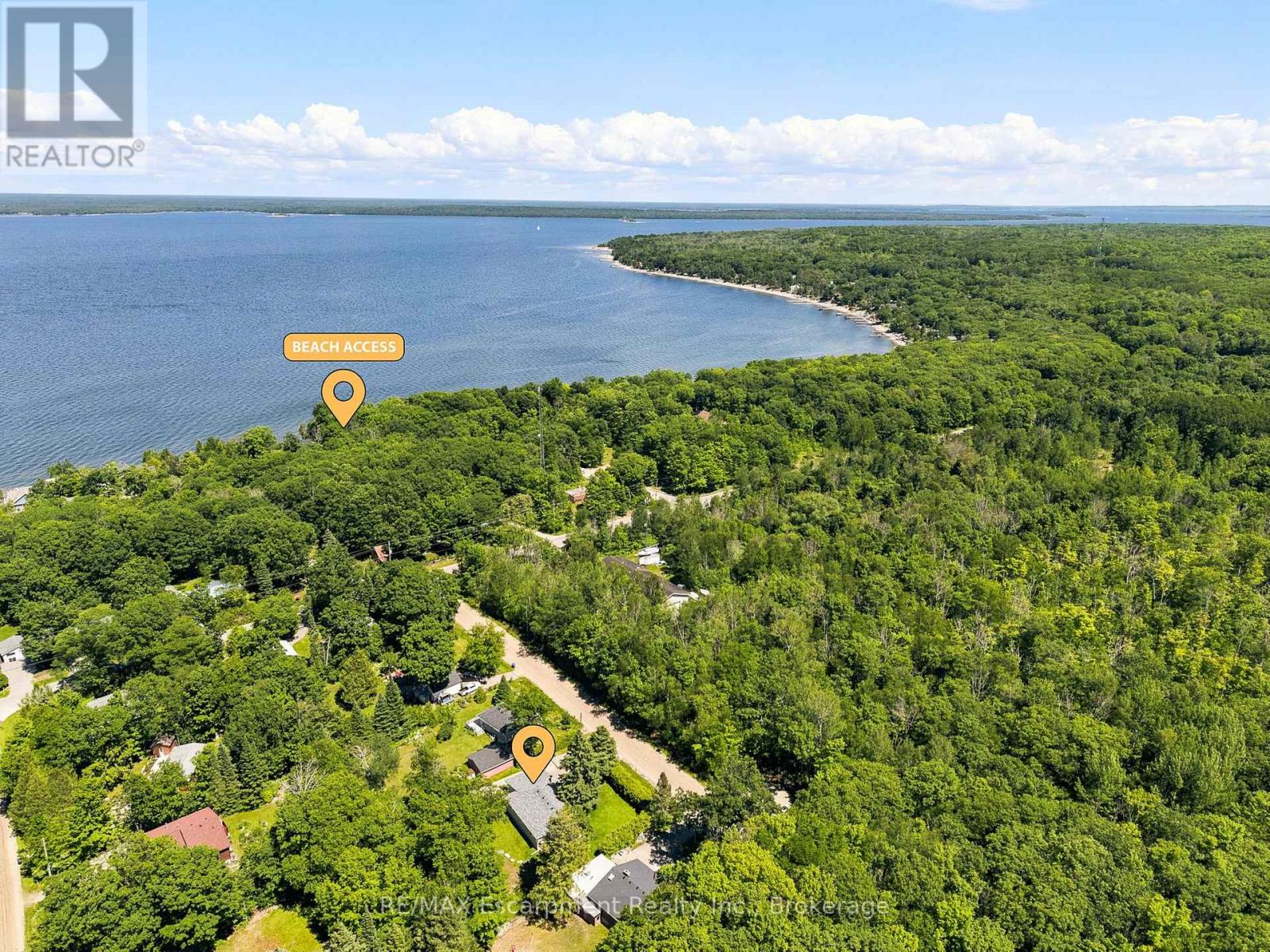 16 HIAWATHA ROAD - 36