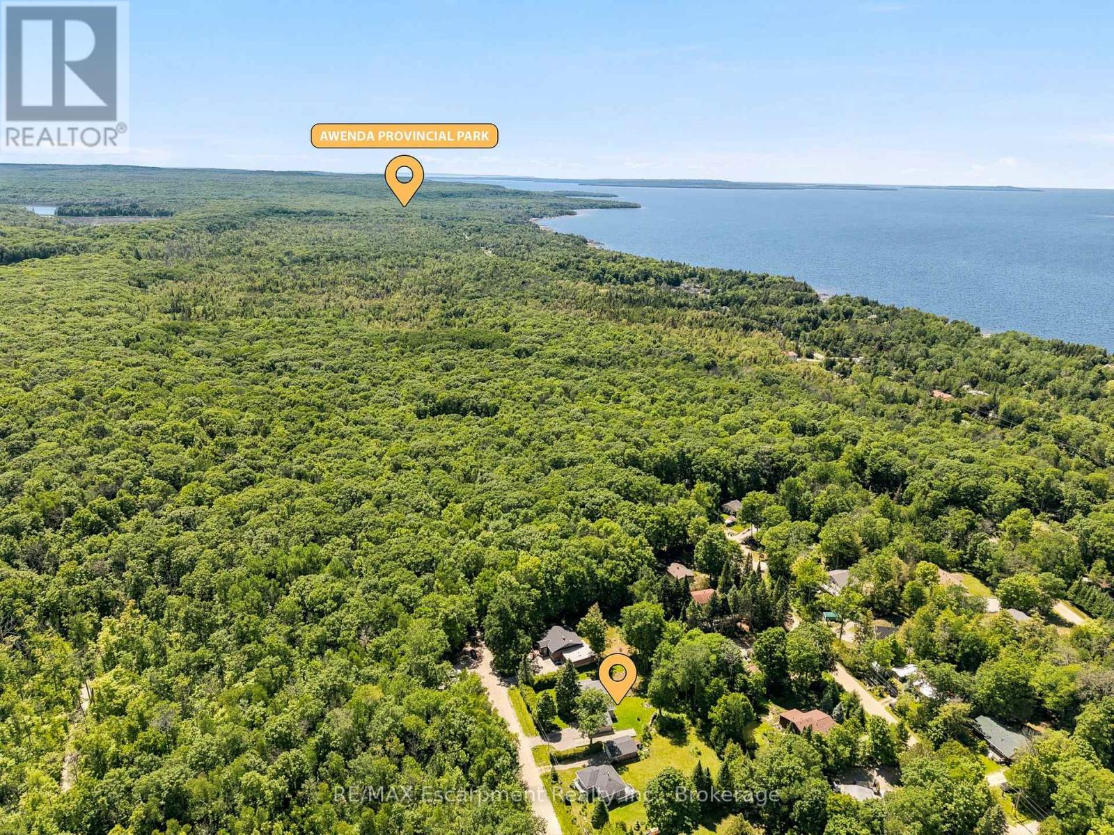 16 HIAWATHA ROAD - 38