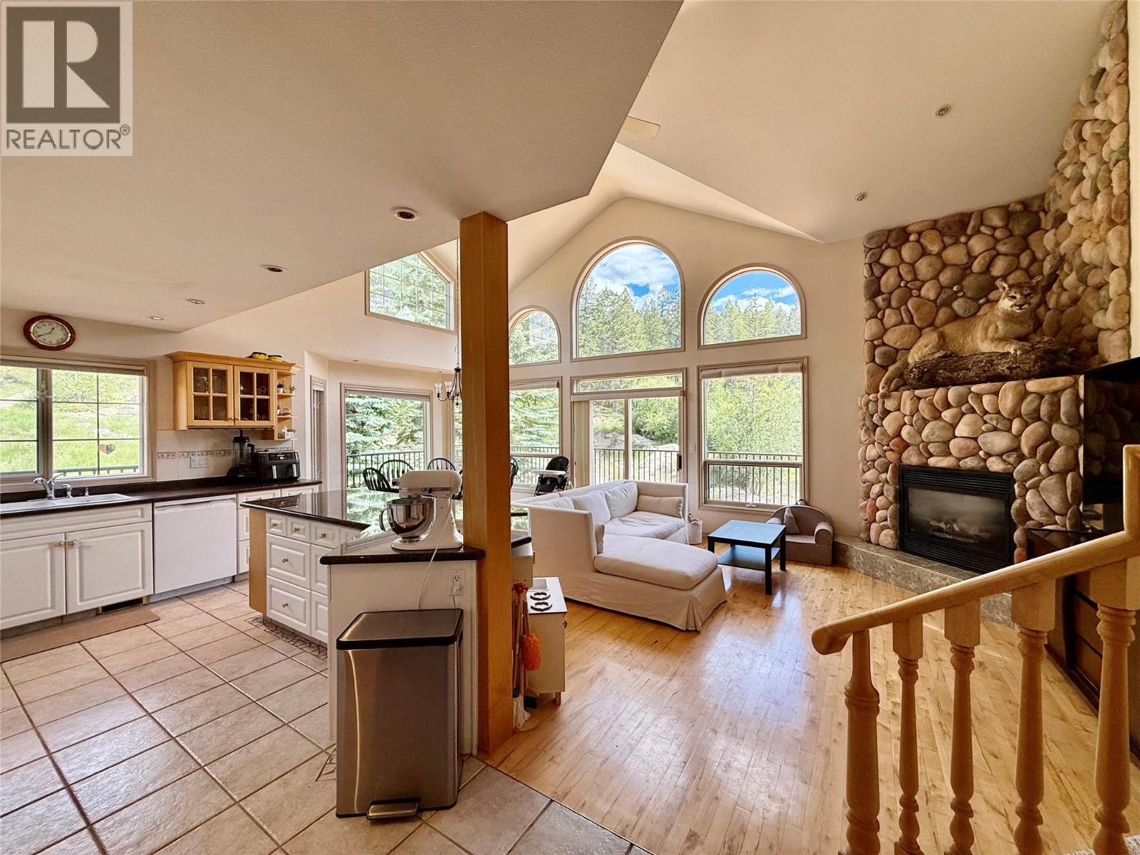 #1203 5201 Fairway Drive - 10