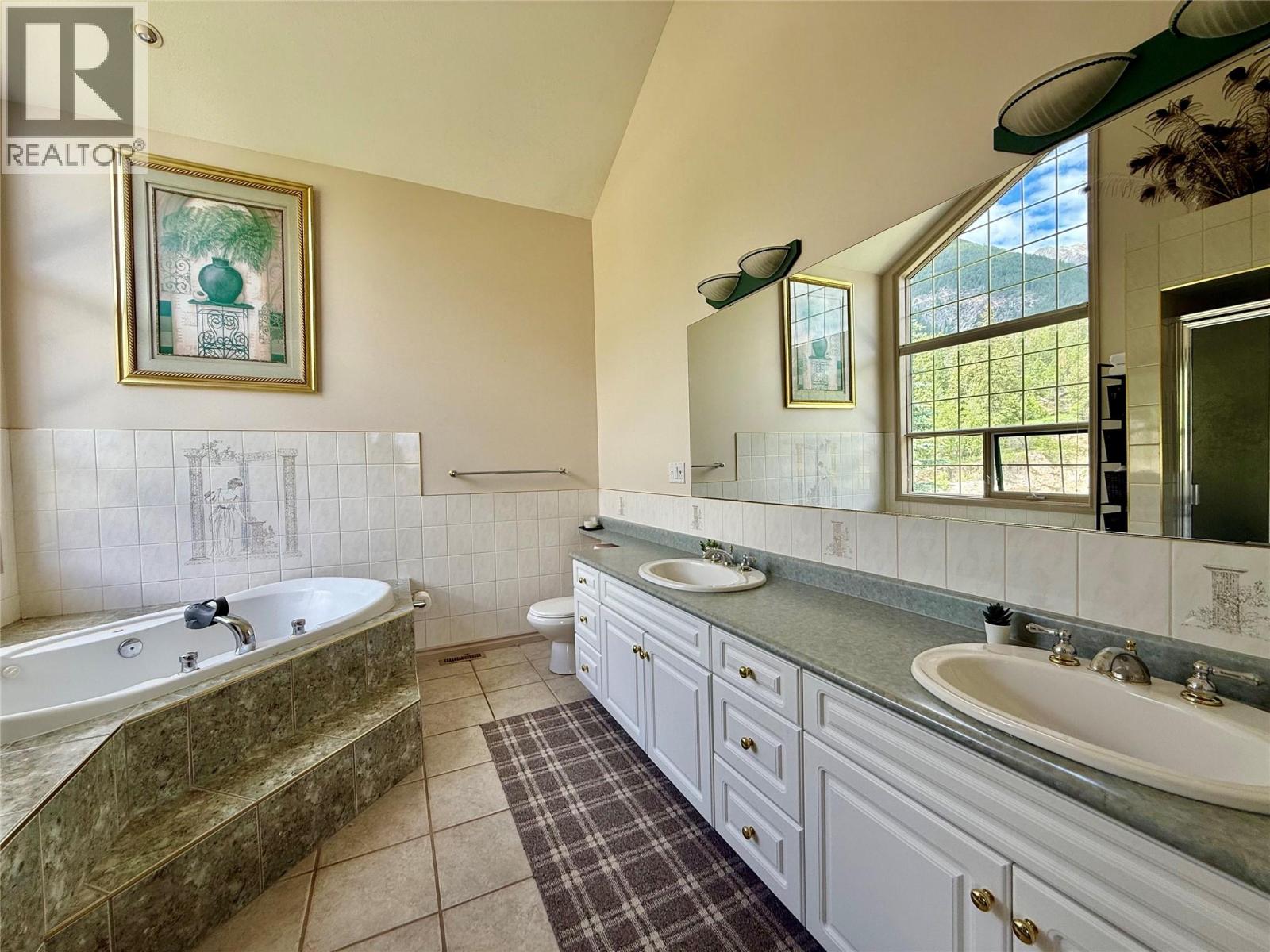 #1203 5201 Fairway Drive - 19