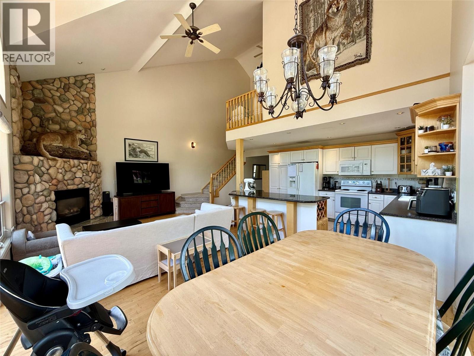 #1203 5201 Fairway Drive - 12