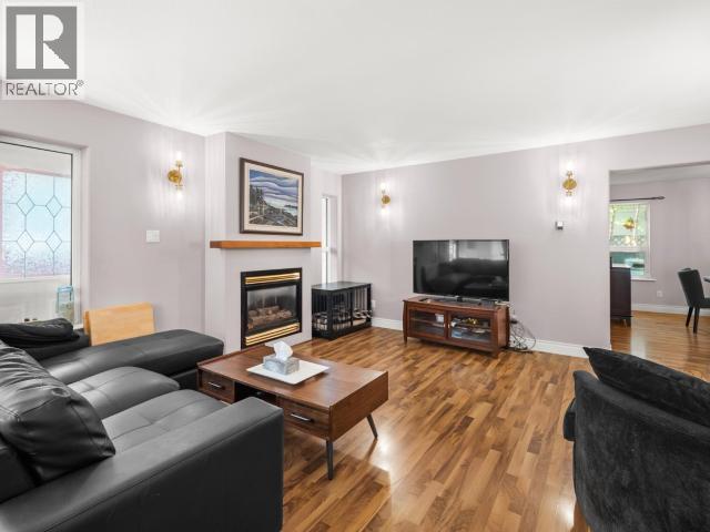 86 FINCH CRESCENT - 12