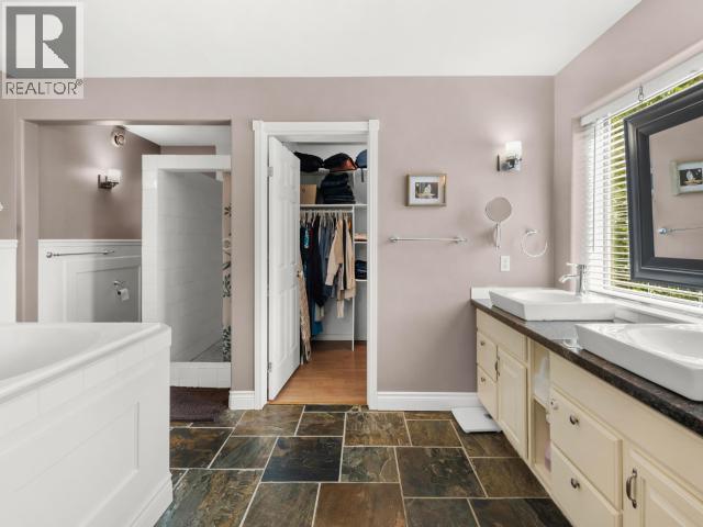 86 FINCH CRESCENT - 25