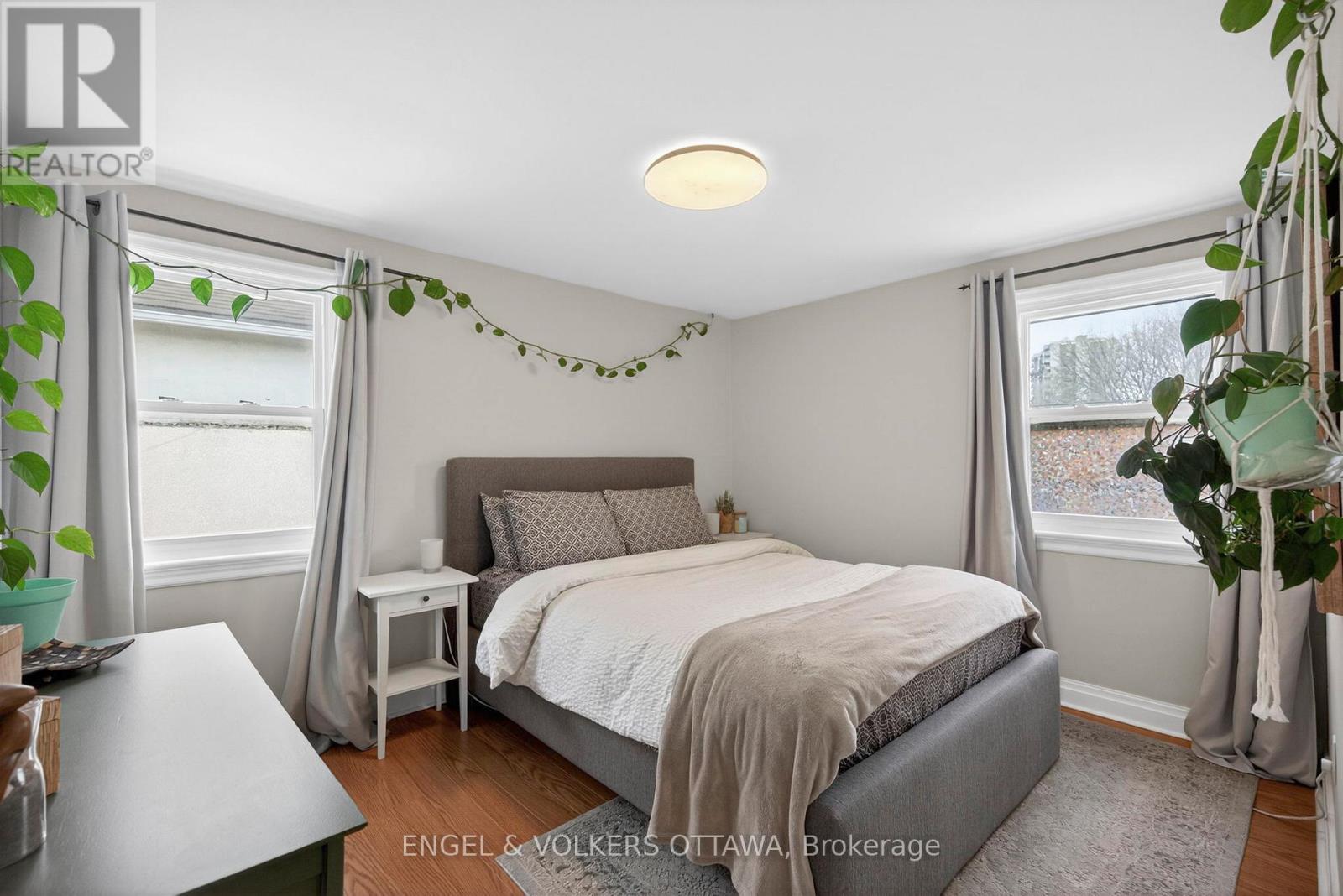 344 RICHELIEU AVENUE - 22