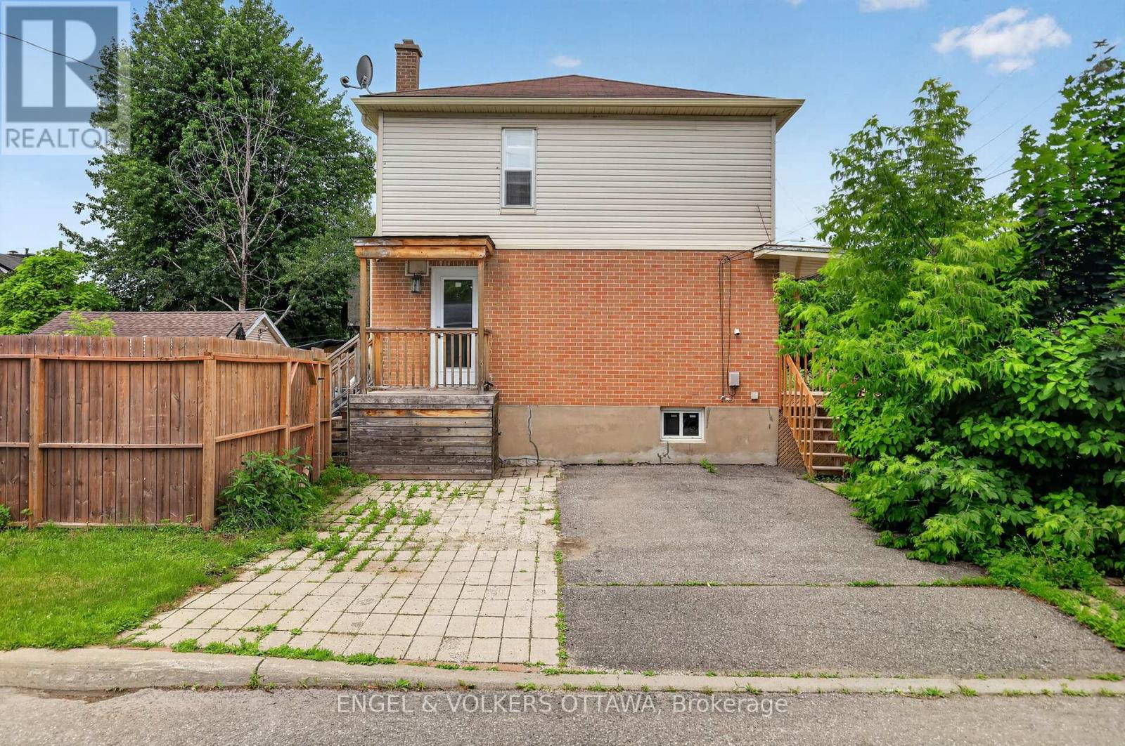 344 RICHELIEU AVENUE - 38