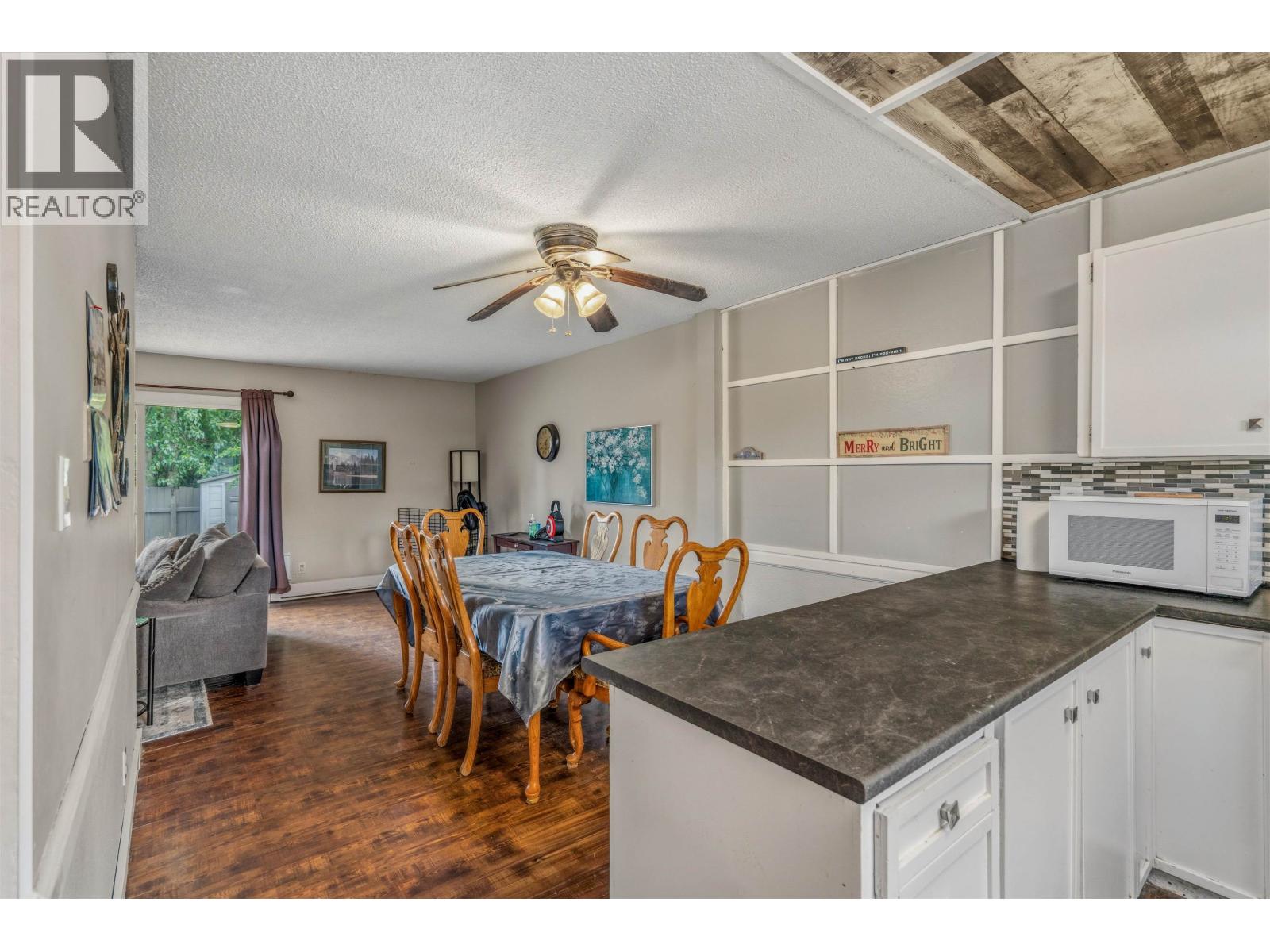 508 BEECH CRESCENT - 10