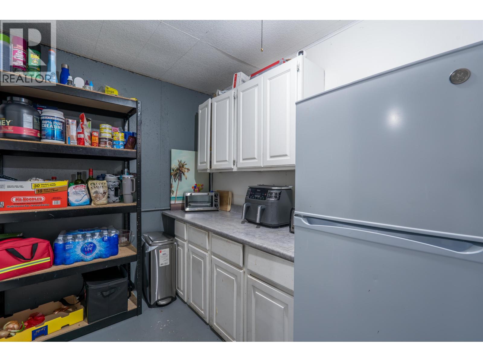 508 BEECH CRESCENT - 22