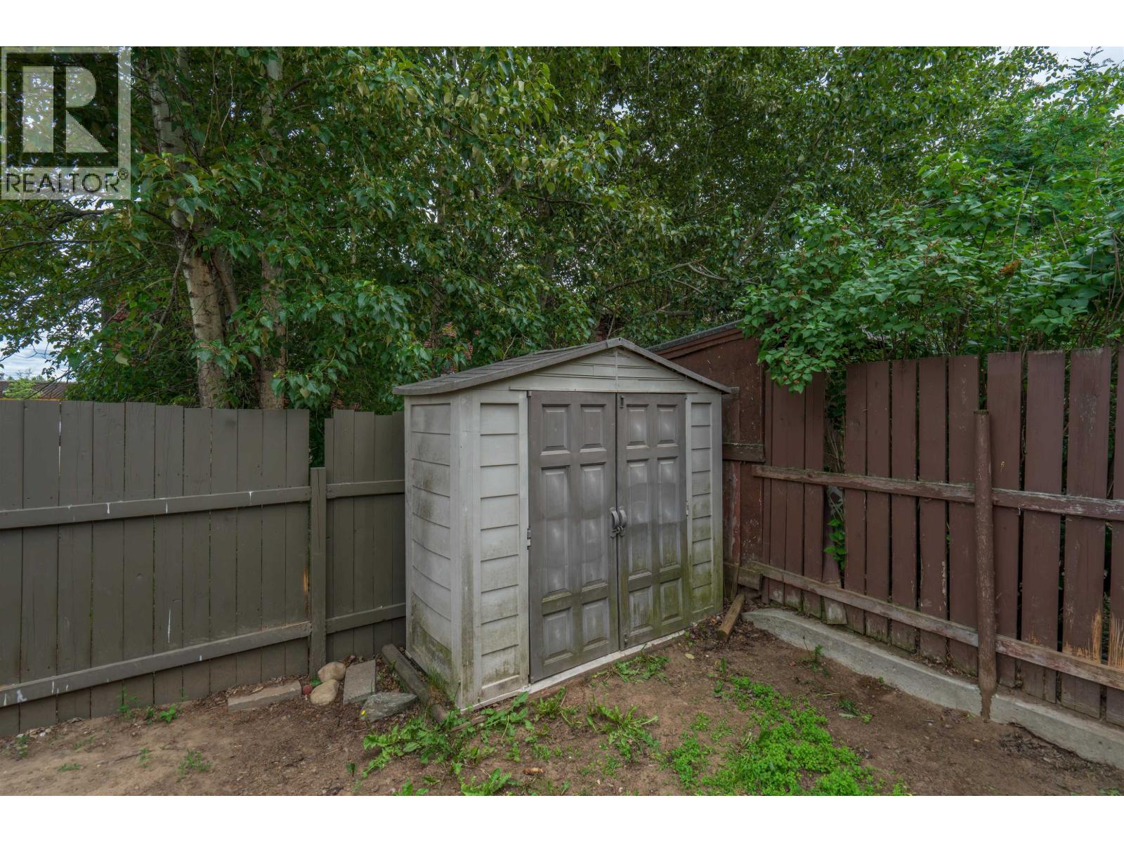 508 BEECH CRESCENT - 28