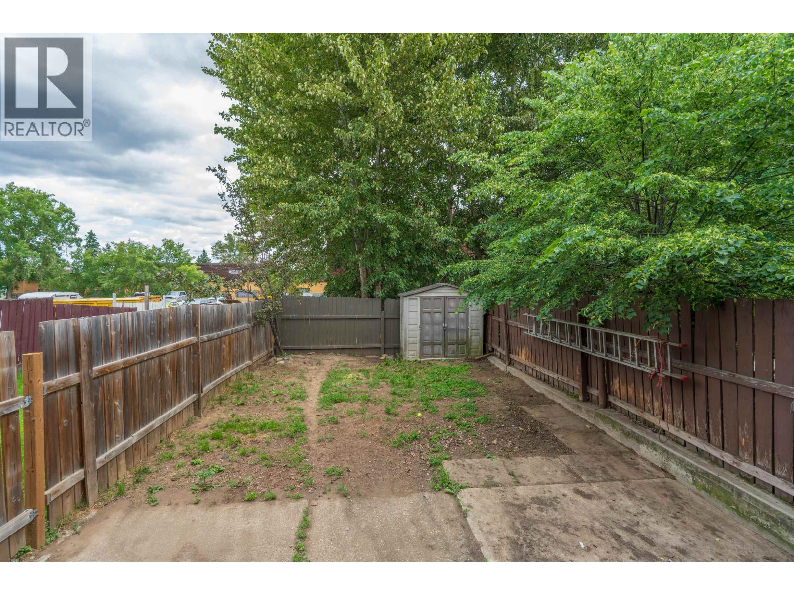 508 BEECH CRESCENT - 25