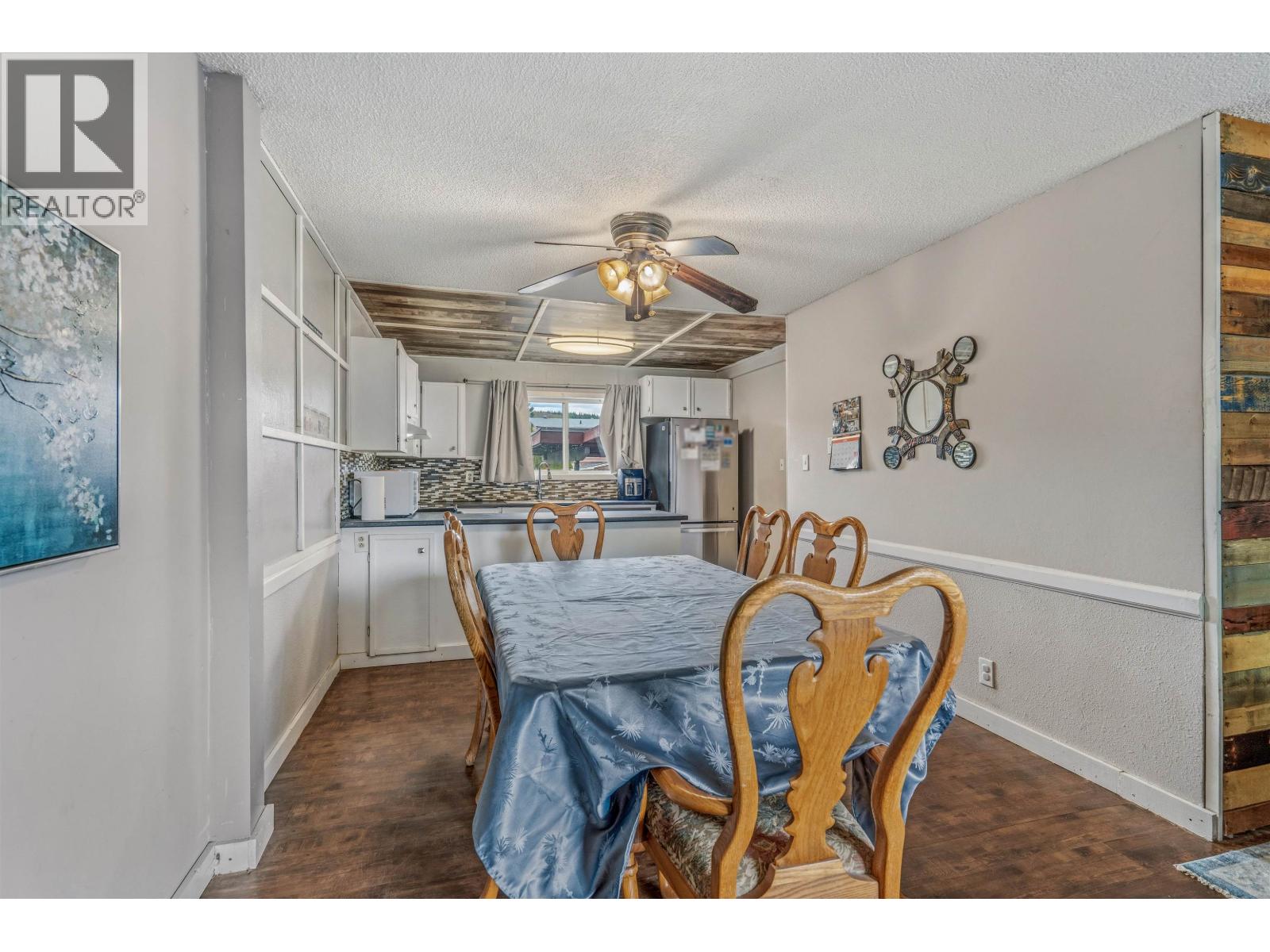 508 BEECH CRESCENT - 11