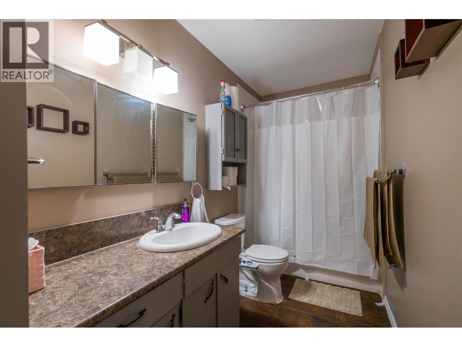 508 BEECH CRESCENT - 18