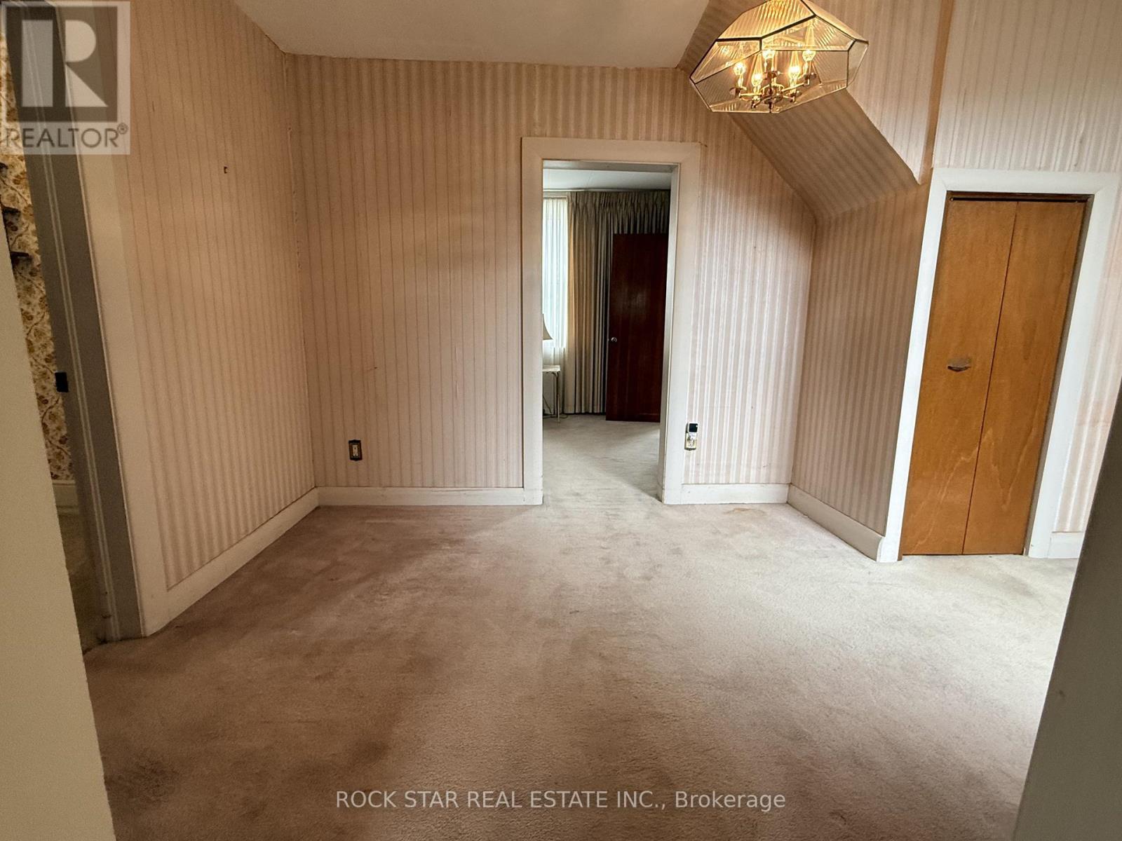 358 BARTON STREET E - 7