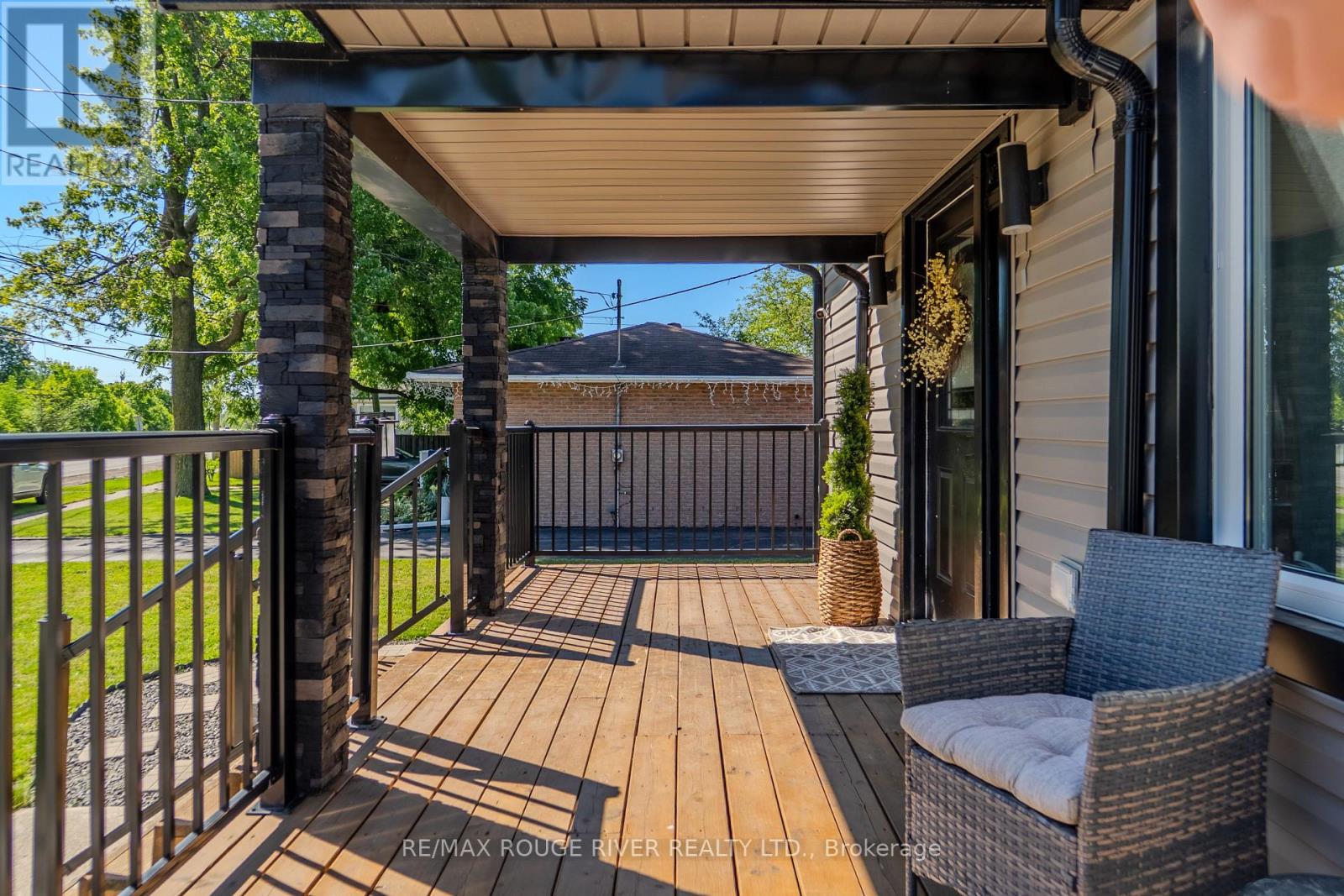 1721 S CAMERON BLVD BOULEVARD - 19