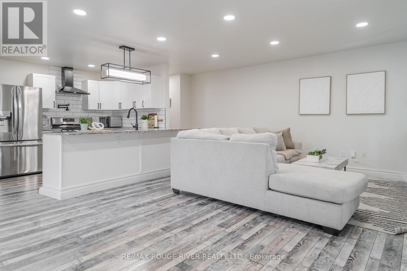 1721 S CAMERON BLVD BOULEVARD - 21