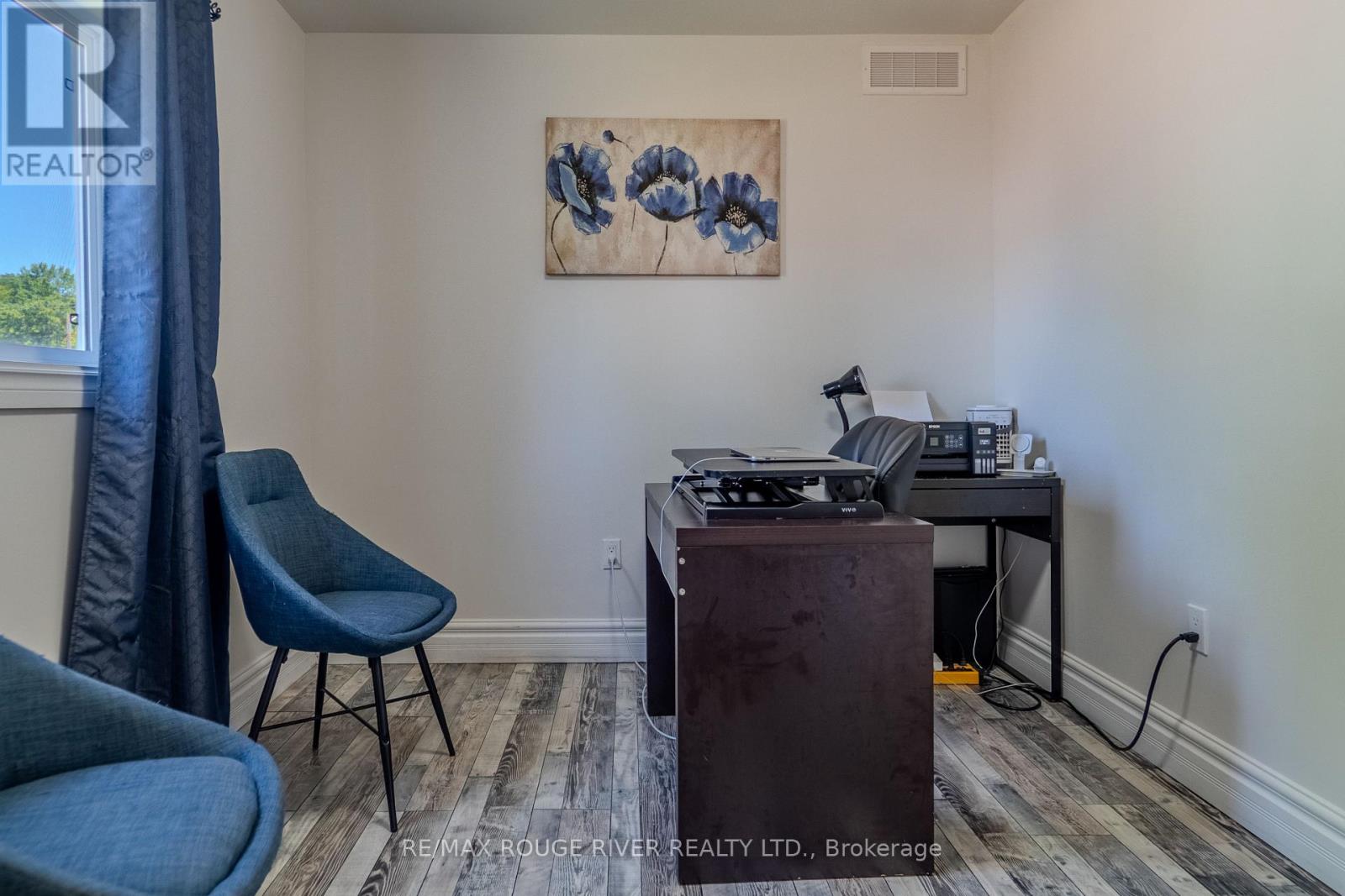 1721 S CAMERON BLVD BOULEVARD - 35