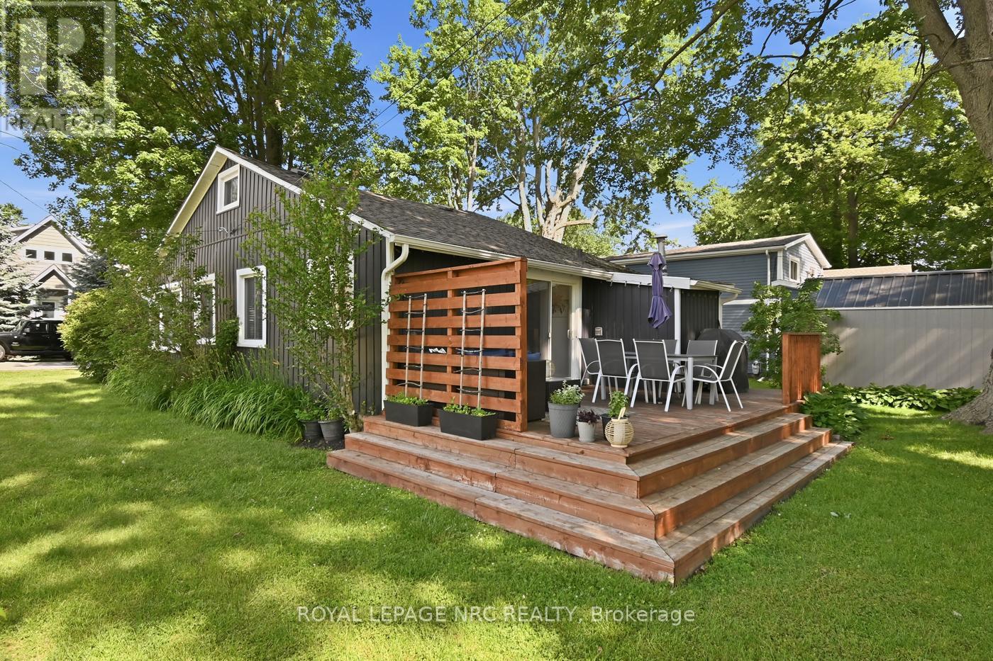 352 CHERRYWOOD AVENUE - 10