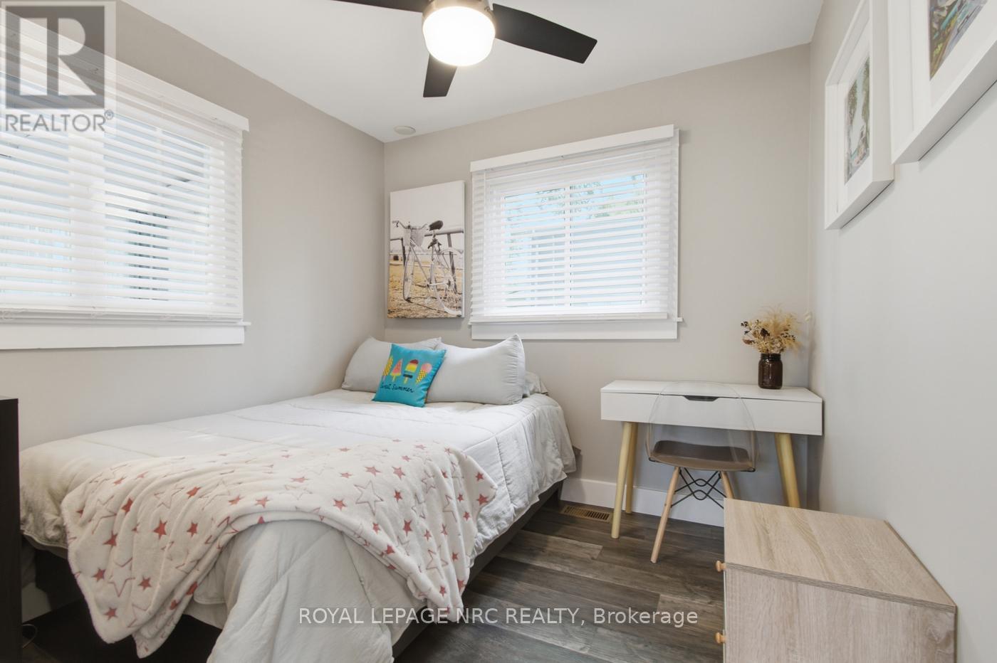 352 CHERRYWOOD AVENUE - 21