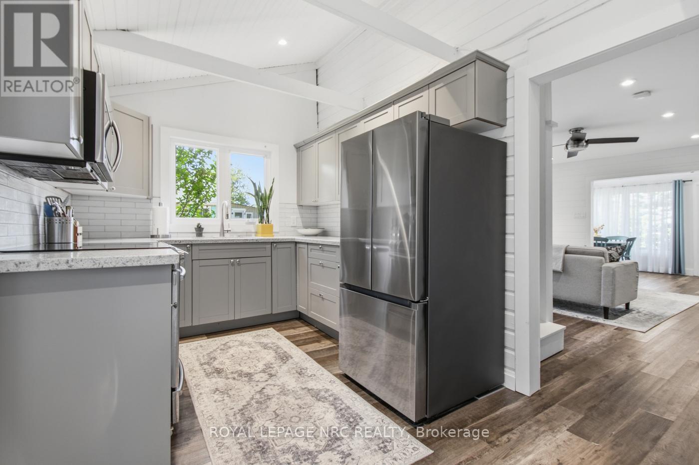 352 CHERRYWOOD AVENUE - 27
