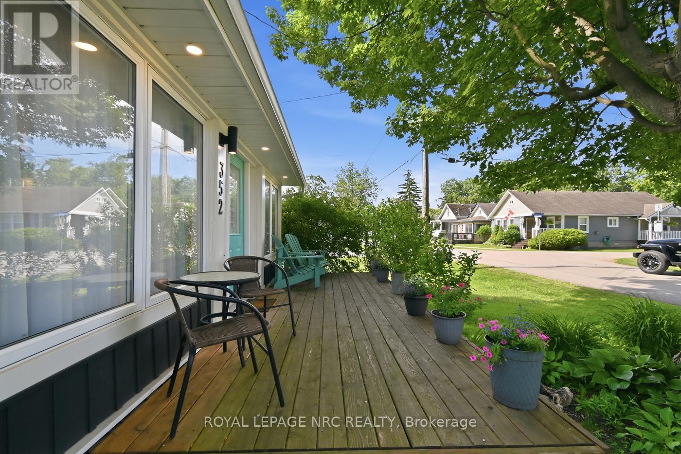 352 CHERRYWOOD AVENUE - 8