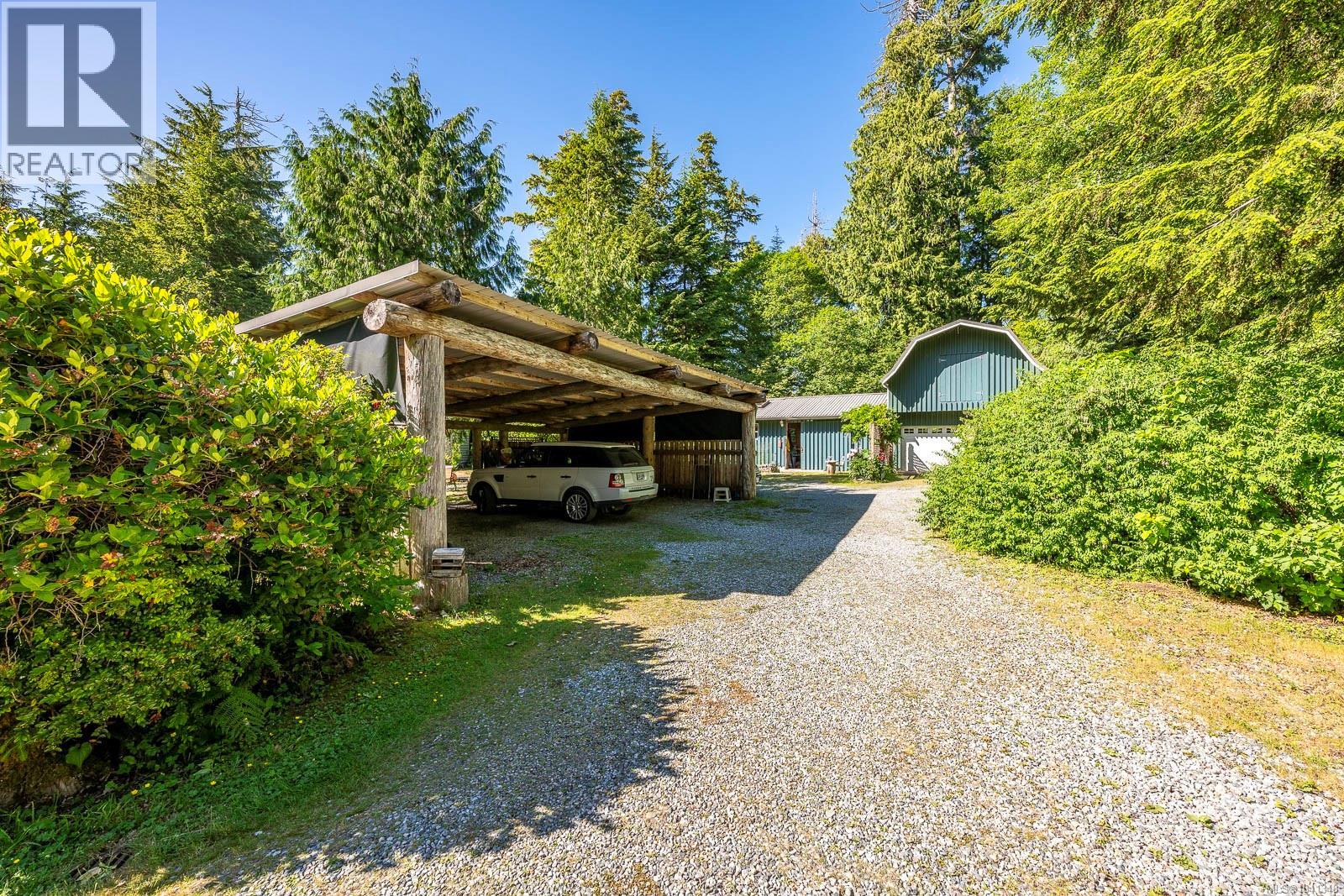 1364 Chesterman Beach Rd - 45