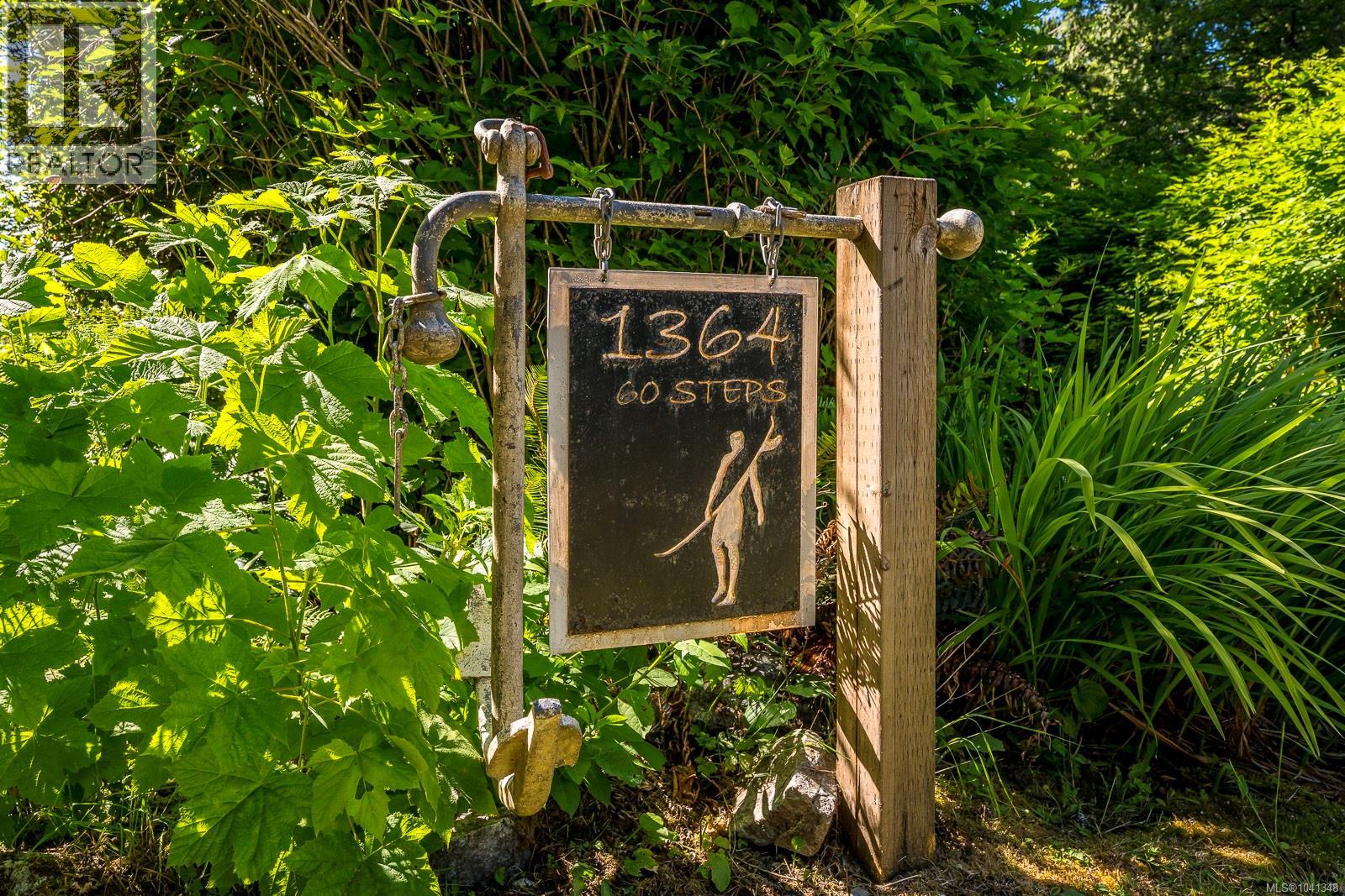 1364 Chesterman Beach Rd - 6