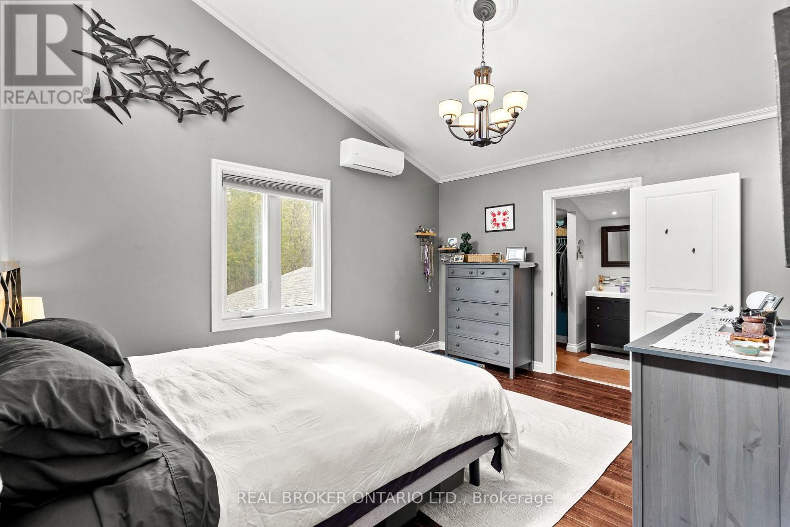 967 UPPER DWYER HILL ROAD - 33
