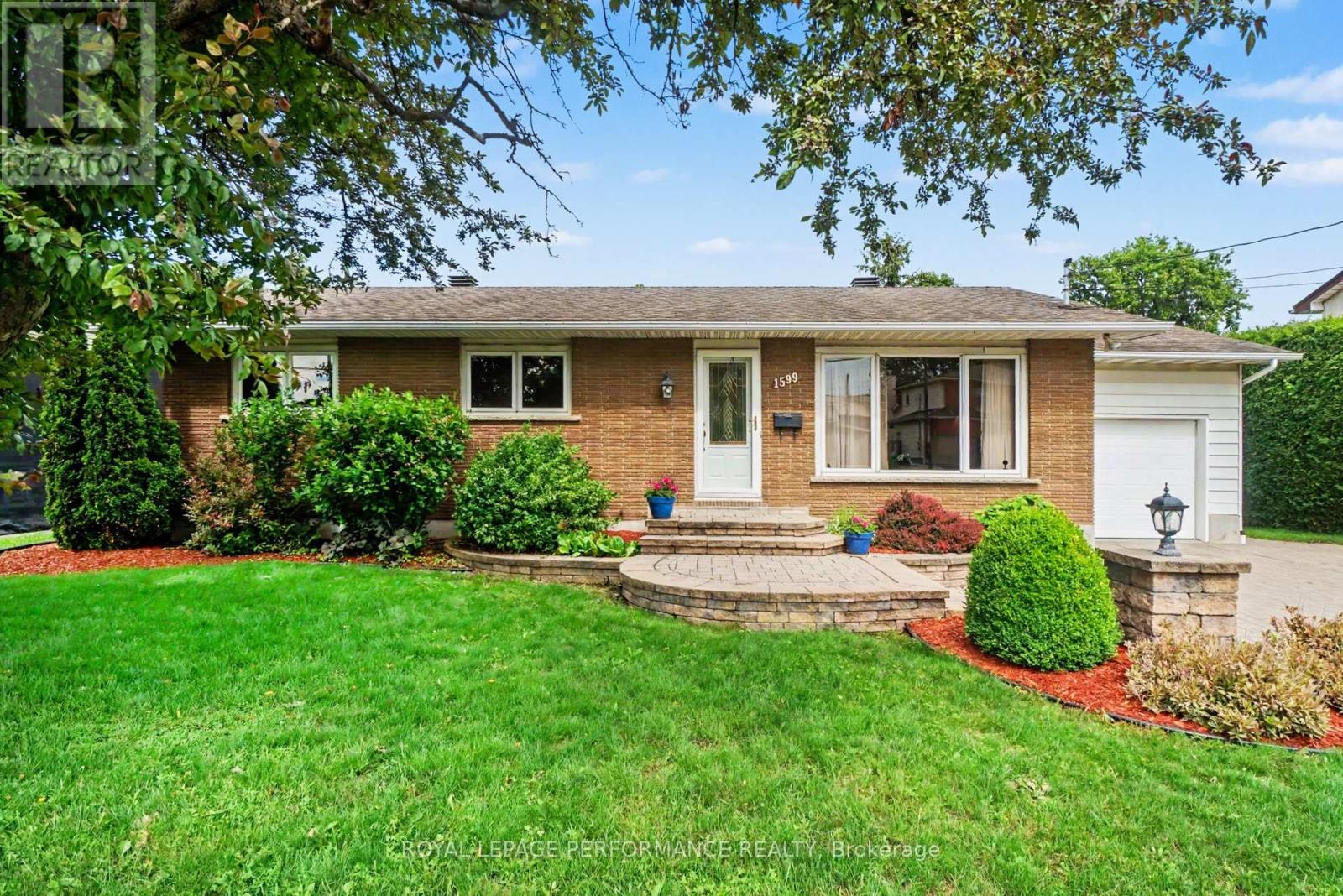 1599 MAXIME STREET - 1