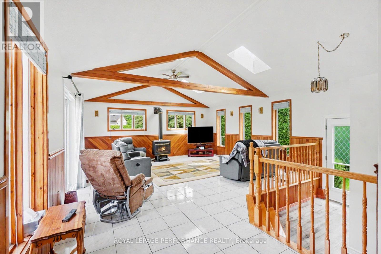 1599 MAXIME STREET - 14