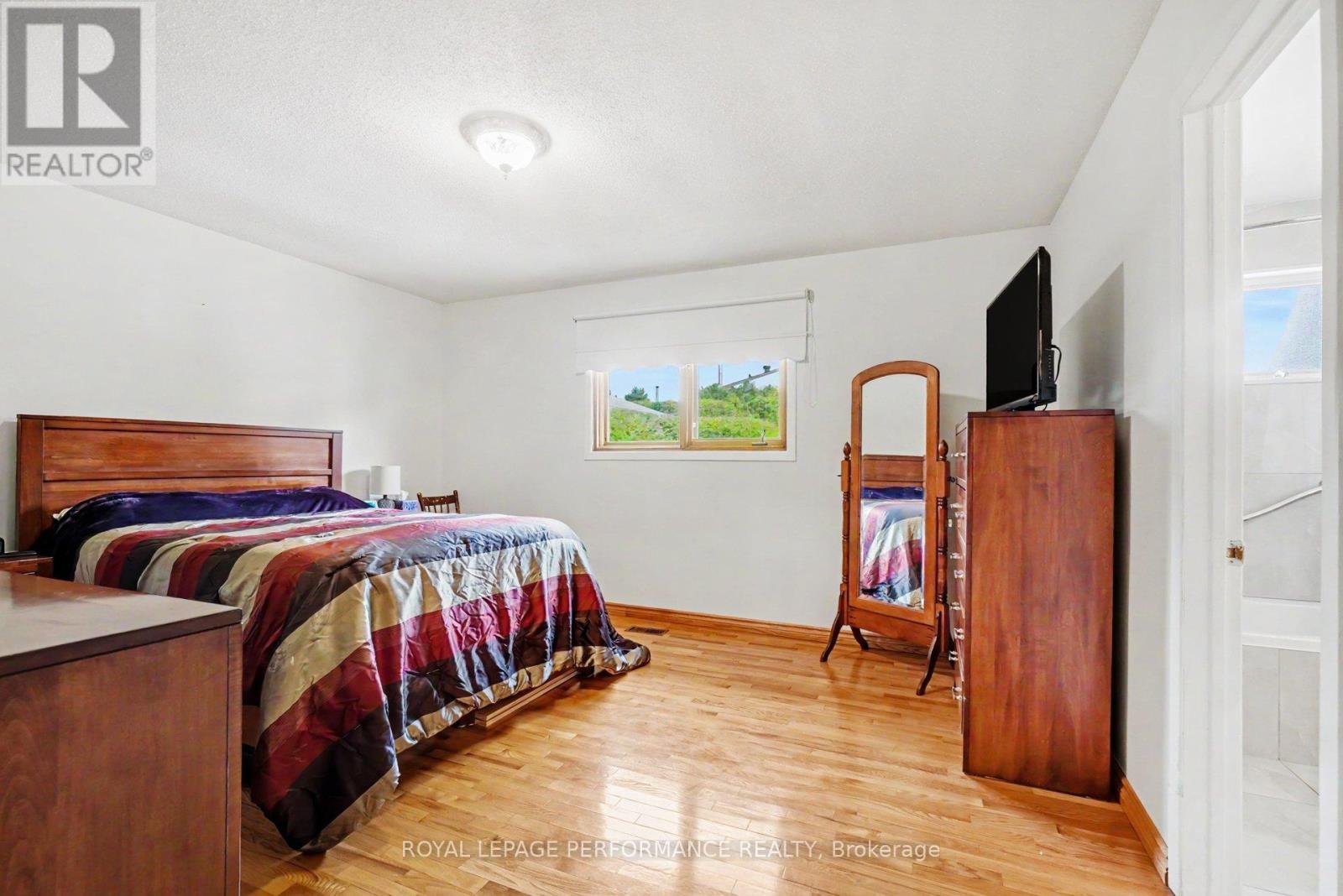 1599 MAXIME STREET - 19