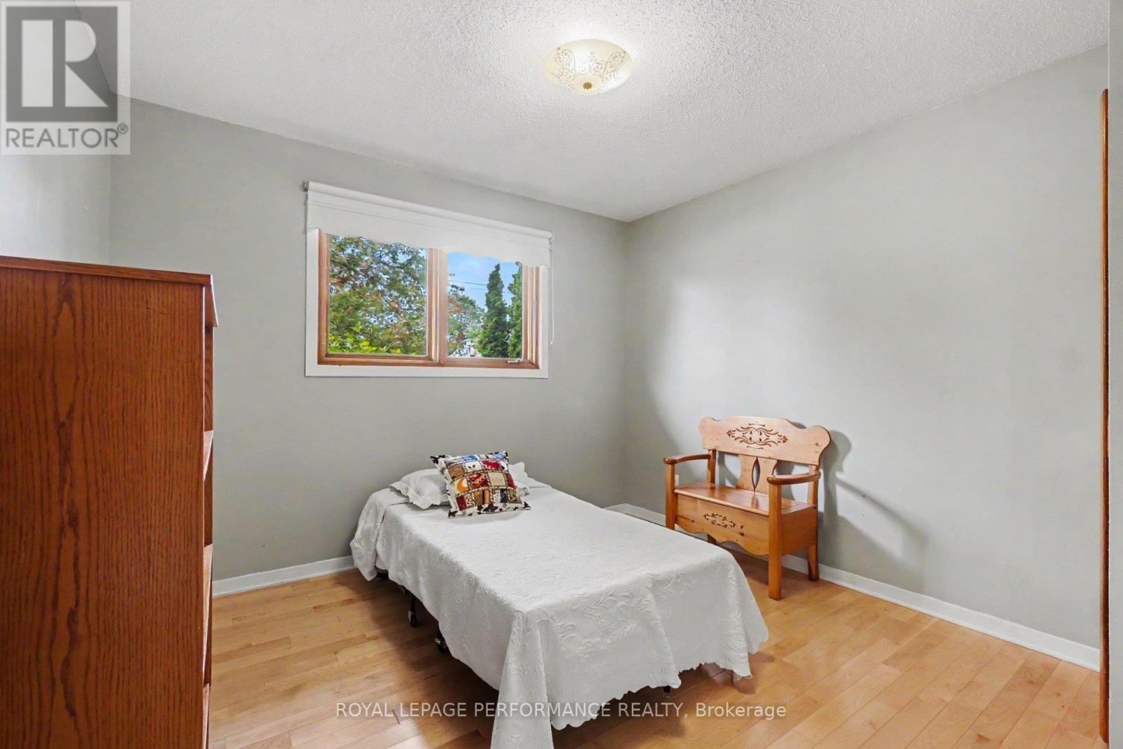 1599 MAXIME STREET - 20